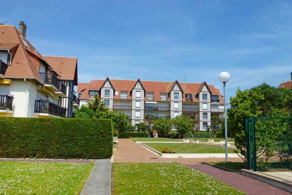 Cadre Exceptionnel: Duplex Classe 4**** Tennis, Piscine, Parking, Linge Inclus, Wifi, Materiel Bebe, Proximite Centre Deauville Exterior foto