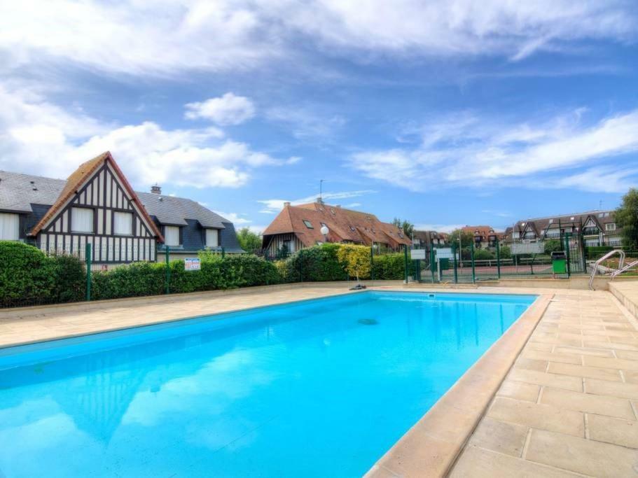 Cadre Exceptionnel: Duplex Classe 4**** Tennis, Piscine, Parking, Linge Inclus, Wifi, Materiel Bebe, Proximite Centre Deauville Exterior foto